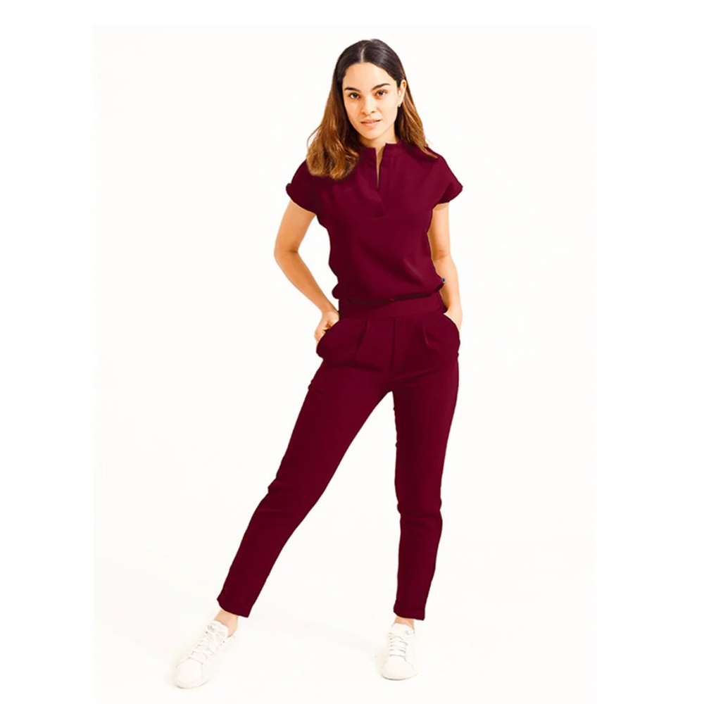 Elle Scrub Set